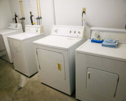 Laundry Room - Grove Lodge Grove Lodge at Nawakwa