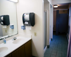 Restroom - Grove Lodge Grove Lodge at Nawakwa