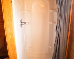 Bathroom Bear's Den at Kirchenwald